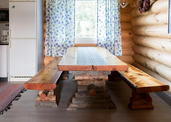 Leenan Tupa Chalet *