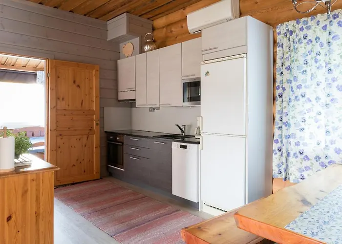 Leenan Tupa Chalet Sonka